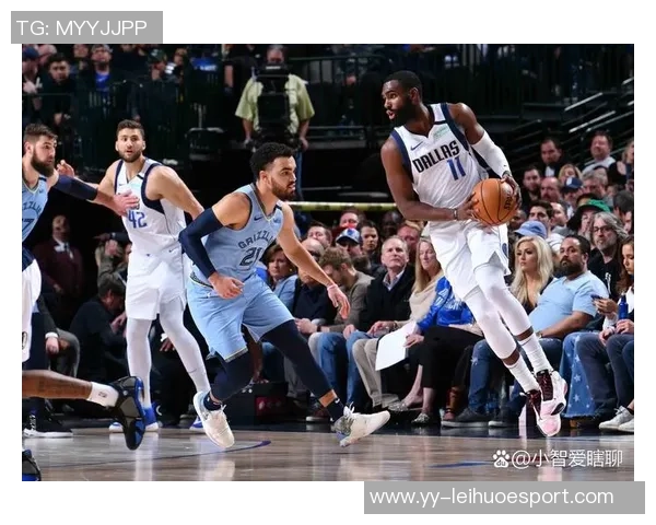 克莱三分球表现不佳仅得11分3篮板1助攻正负值惨遭21