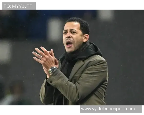 前狼队与伯恩茅斯主帅加里奥尼尔或将接手斯特拉斯堡帅位