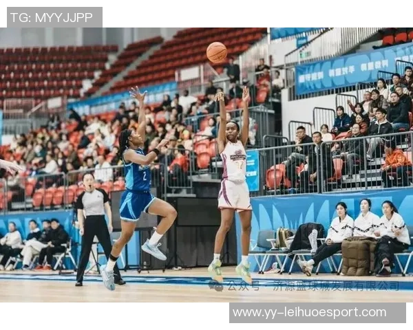 厦门银行客场大胜福建金篮三人得分超过20分展现强大实力