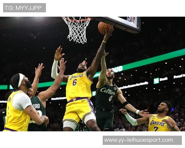 湖日L2M分析詹姆斯防守无犯规布克打手判罚无争议