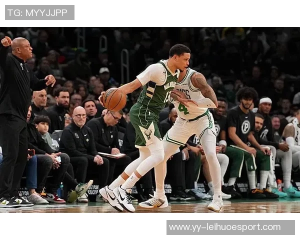 罗林斯狂砍32分6篮板14助攻创生涯新高助球队奋战尽力局