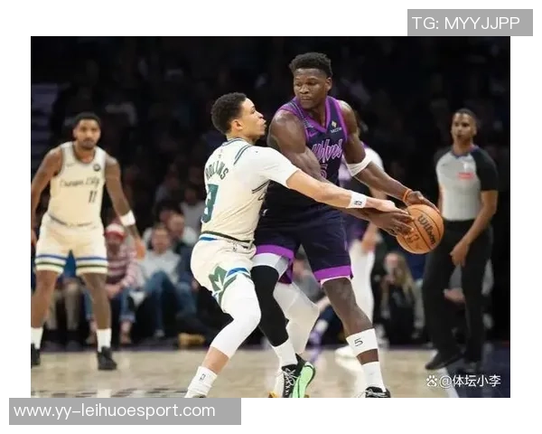 爱德华兹主场表现平平客场火力全开场均331分引关注 爱德华兹主场表现平平客场火力全开场均331分引关注