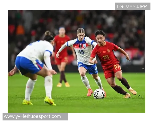 中国女足面临历史性挑战多次大比分失利彰显队伍困境